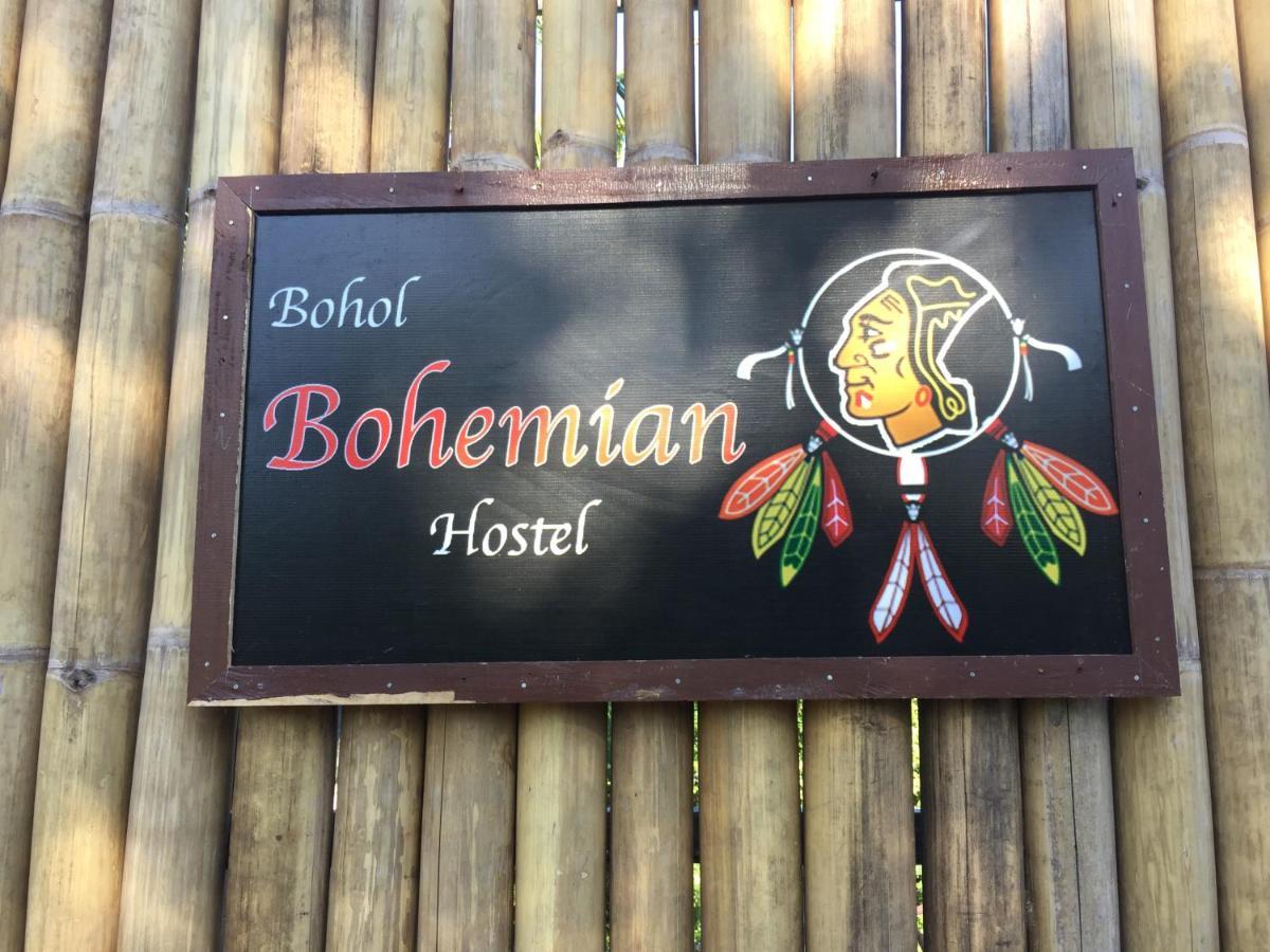 Bohemian Bohol Hostel Panglao Exteriör bild